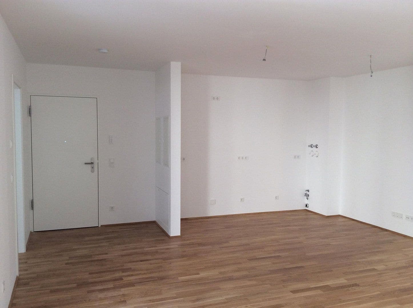 Prenájom bytu 3-izbový 78 m², München, Bavorsko Prenájom bytu 3-izbový 78 m², München, Bavorsko