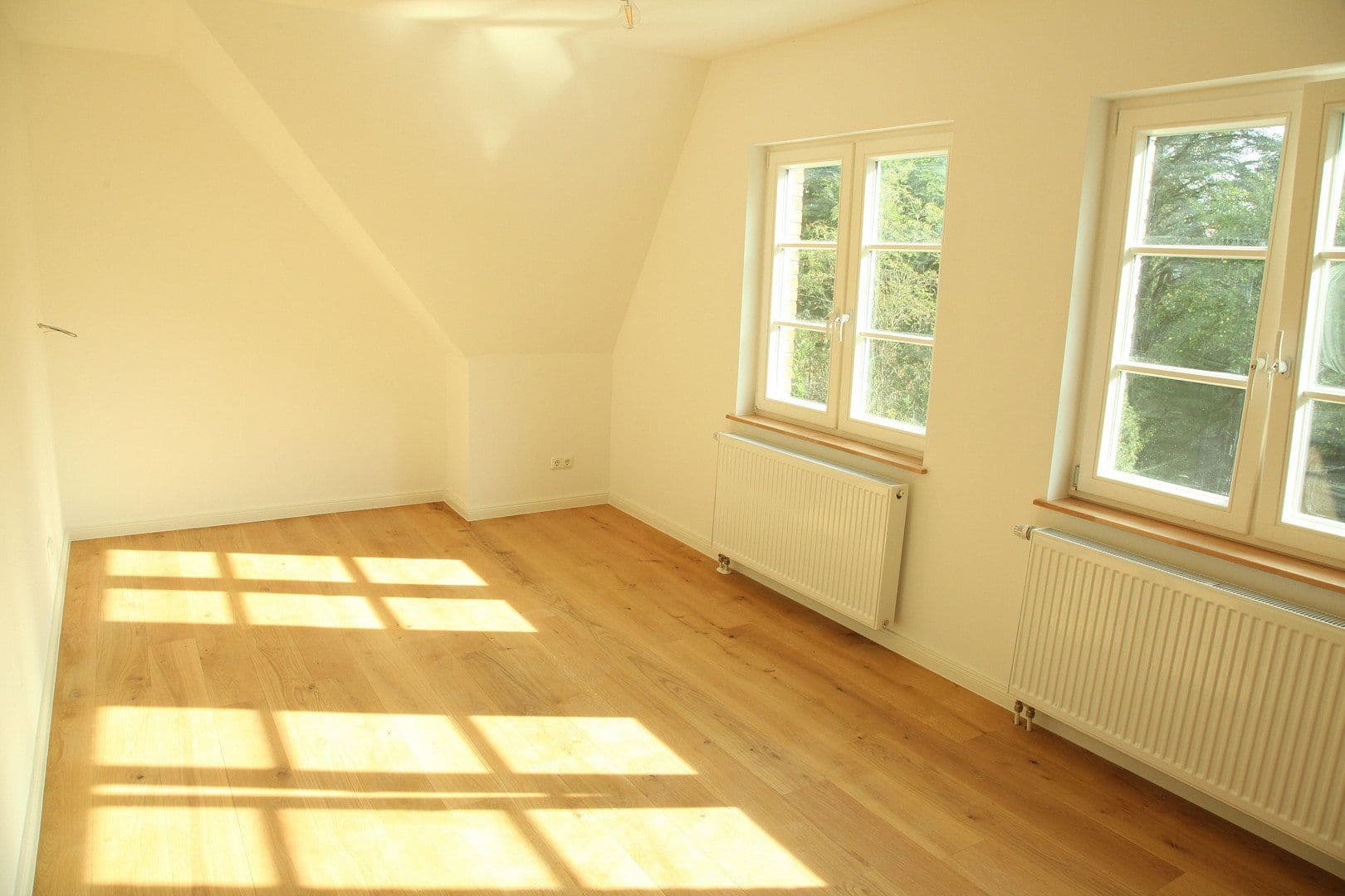 Predaj domu 170 m², pozemok 1.063 m², Hamburg, Hamburg Predaj domu 170 m², pozemok 1.063 m², Hamburg, Hamburg