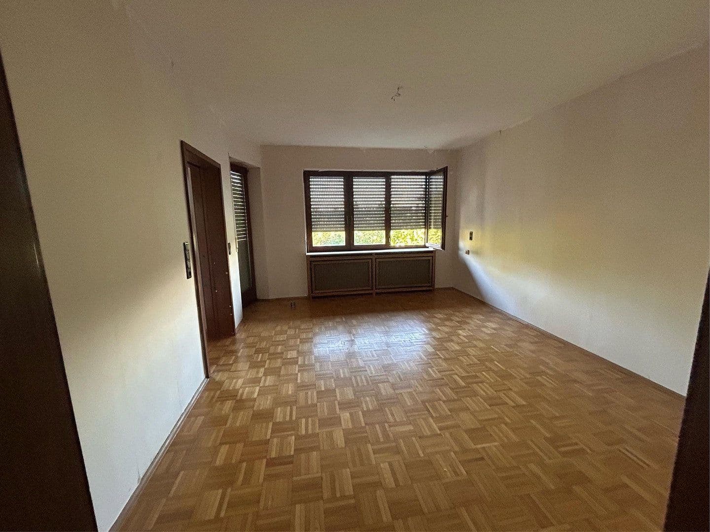 Prenájom bytu 4-izbový 120 m², Alzenau, Bavorsko Prenájom bytu 4-izbový 120 m², Alzenau, Bavorsko