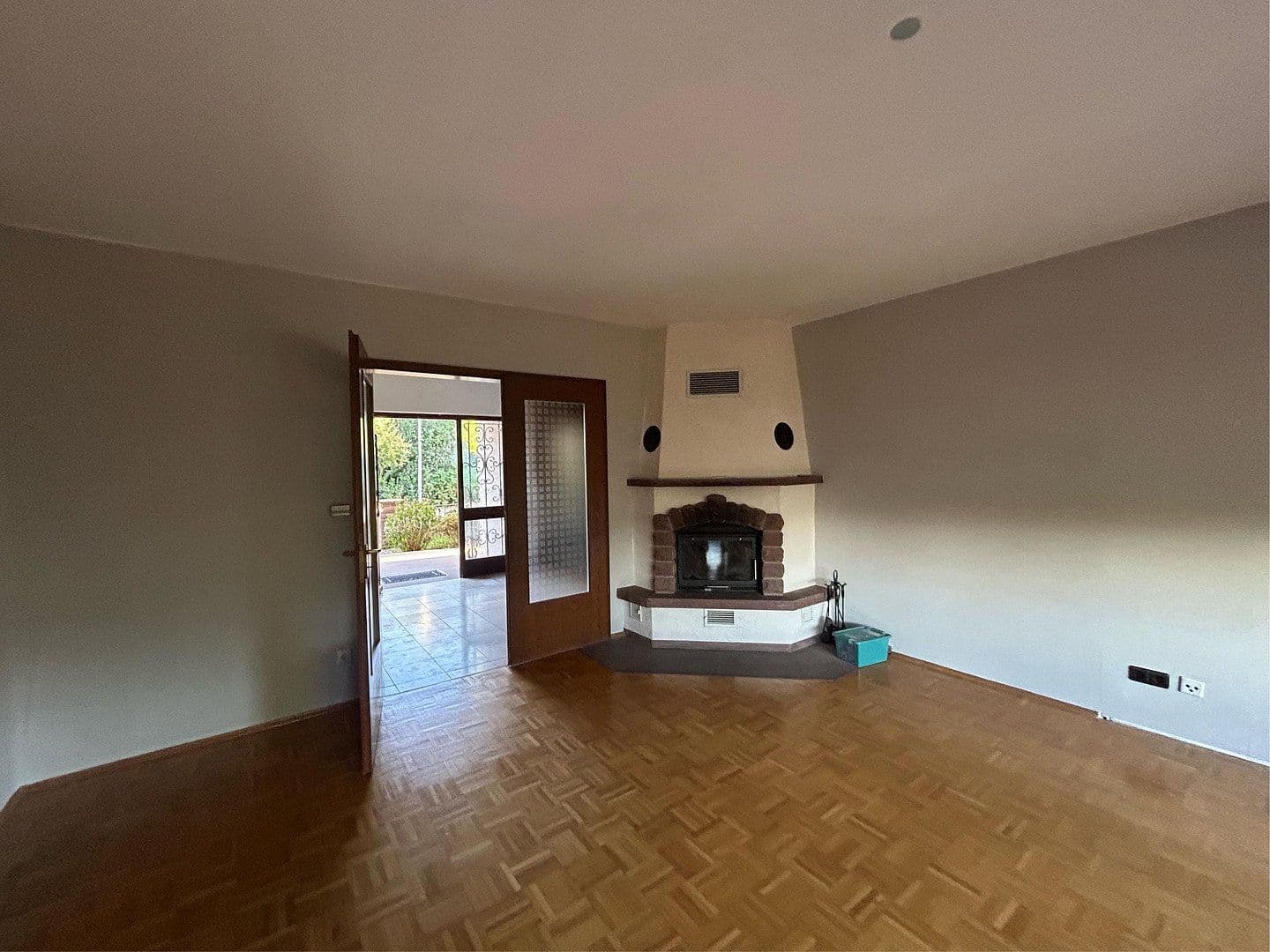 Prenájom bytu 4-izbový 120 m², Alzenau, Bavorsko Prenájom bytu 4-izbový 120 m², Alzenau, Bavorsko