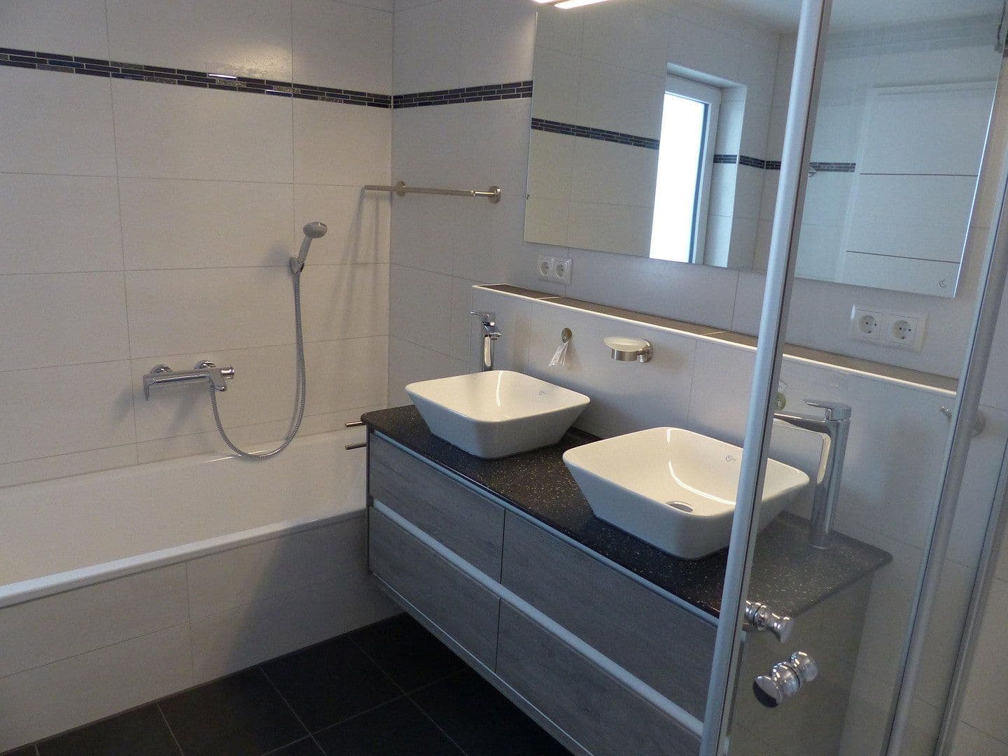 Prenájom bytu 2-izbový 71 m², Dresdener Straße 1, Buchloe, Bavorsko Prenájom bytu 2-izbový 71 m², Dresdener Straße 1, Buchloe, Bavorsko