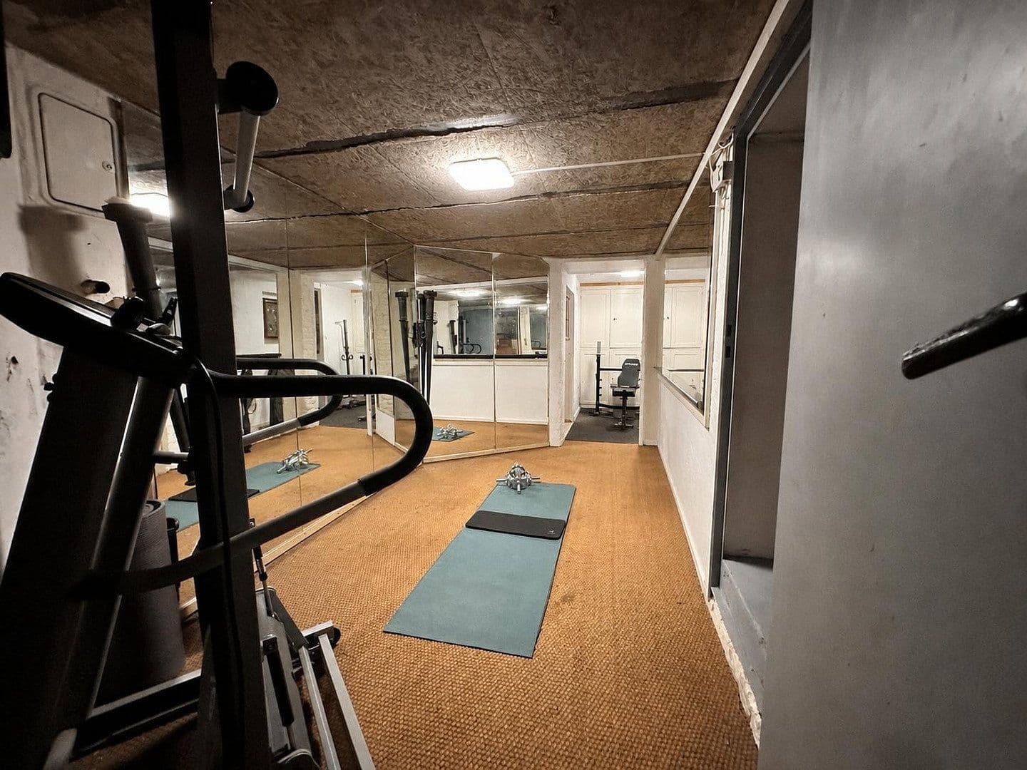 Predaj domu 280 m², pozemok 3.500 m², Kiel, Šlezvicko-Holštajnsko Predaj domu 280 m², pozemok 3.500 m², Kiel, Šlezvicko-Holštajnsko