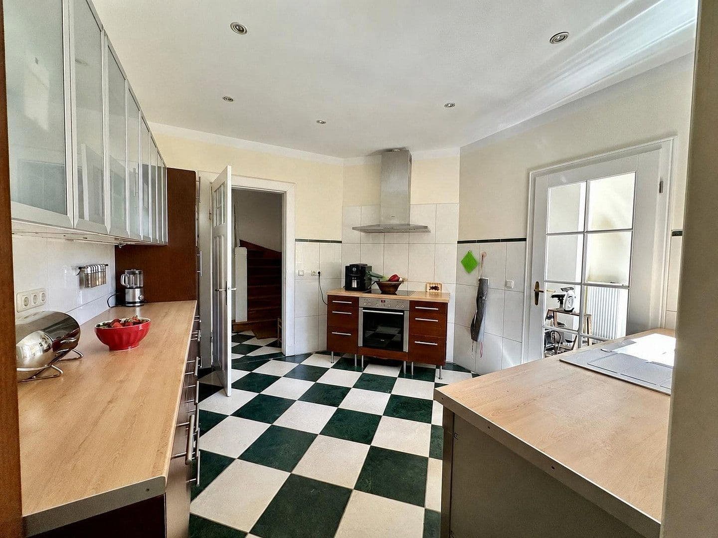Predaj domu 280 m², pozemok 3.500 m², Kiel, Šlezvicko-Holštajnsko Predaj domu 280 m², pozemok 3.500 m², Kiel, Šlezvicko-Holštajnsko