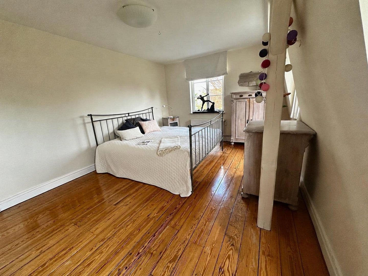 Predaj domu 280 m², pozemok 3.500 m², Kiel, Šlezvicko-Holštajnsko Predaj domu 280 m², pozemok 3.500 m², Kiel, Šlezvicko-Holštajnsko