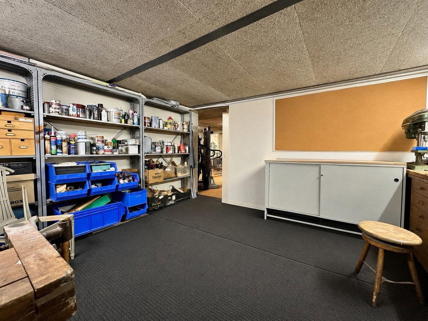 Predaj domu 280 m², pozemok 3.500 m², Kiel, Šlezvicko-Holštajnsko Predaj domu 280 m², pozemok 3.500 m², Kiel, Šlezvicko-Holštajnsko