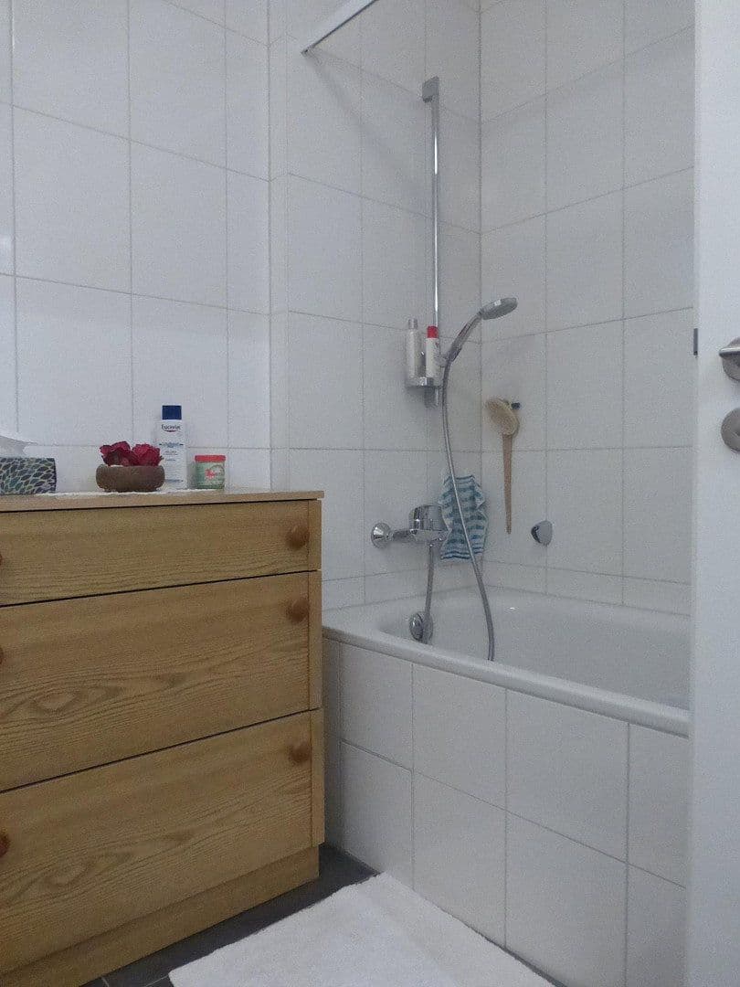 Prenájom bytu 2-izbový 78 m², Basler Str. 45, Bad Krozingen, Bádensko-Wurttembersko Prenájom bytu 2-izbový 78 m², Basler Str. 45, Bad Krozingen, Bádensko-Wurttembersko