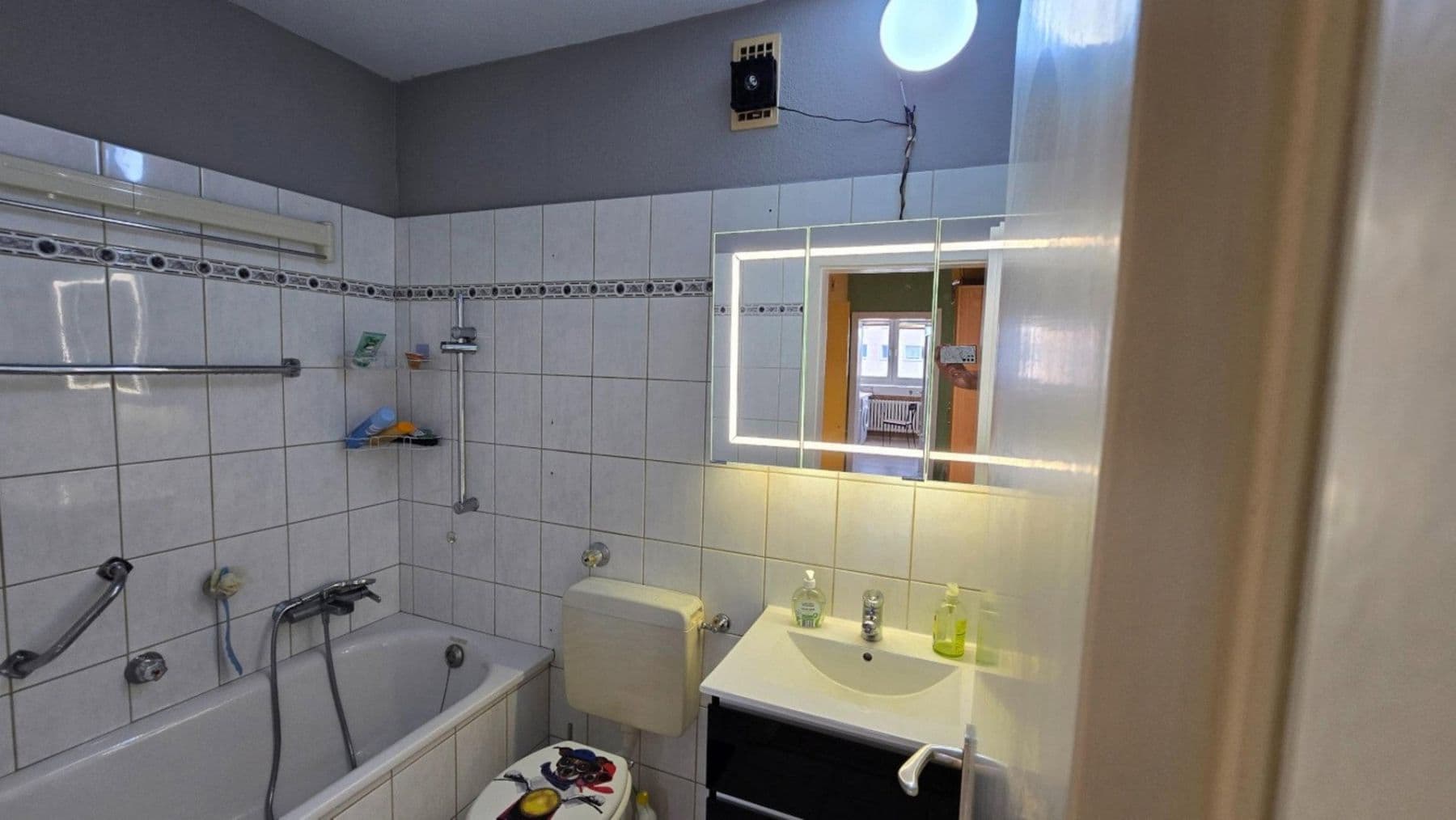 Prenájom bytu 2-izbový 55 m², Höltestraße 31, Essen, Severné Porýnie - Westfálsko Prenájom bytu 2-izbový 55 m², Höltestraße 31, Essen, Severné Porýnie - Westfálsko