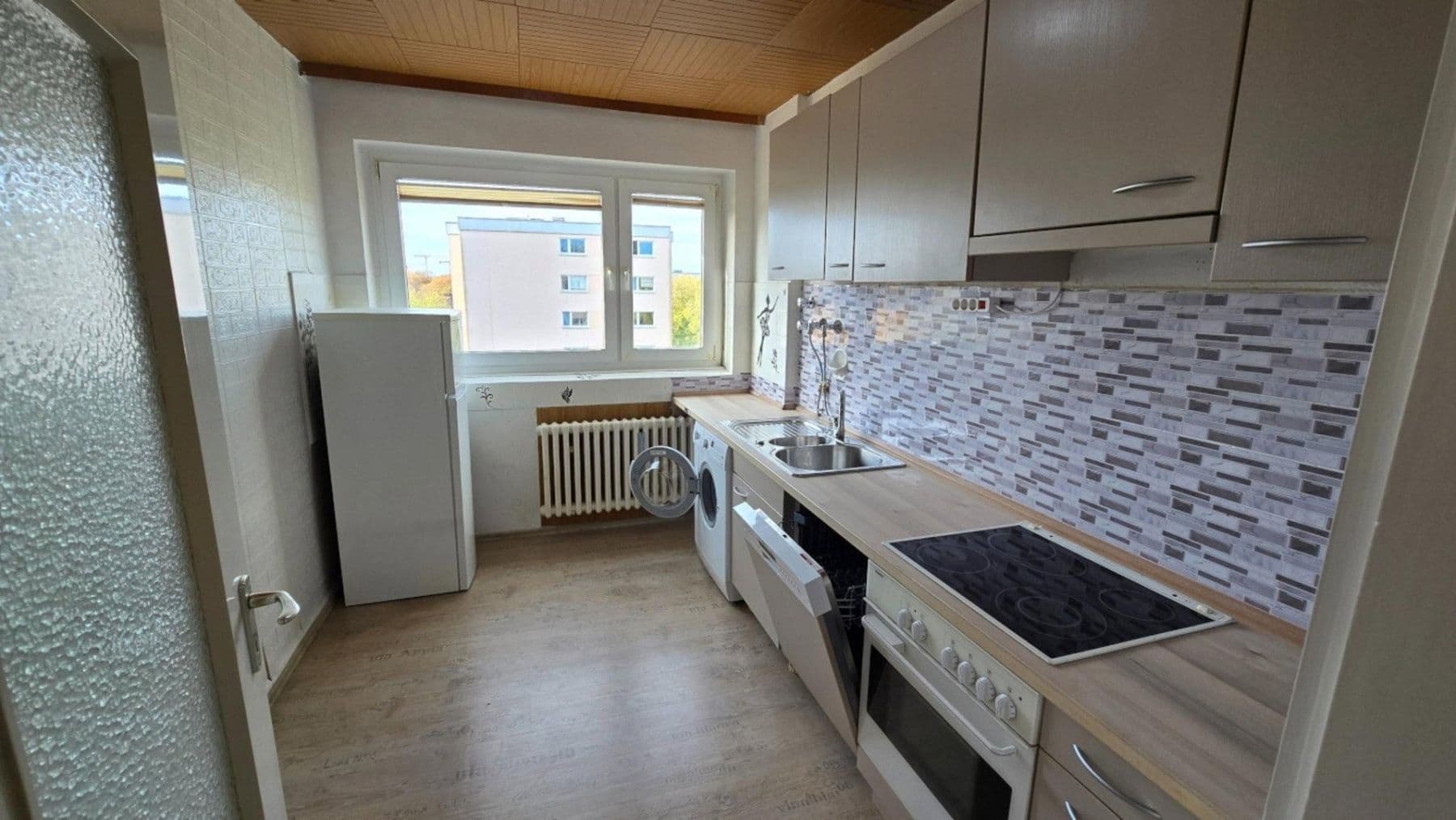 Prenájom bytu 2-izbový 55 m², Höltestraße 31, Essen, Severné Porýnie - Westfálsko Prenájom bytu 2-izbový 55 m², Höltestraße 31, Essen, Severné Porýnie - Westfálsko