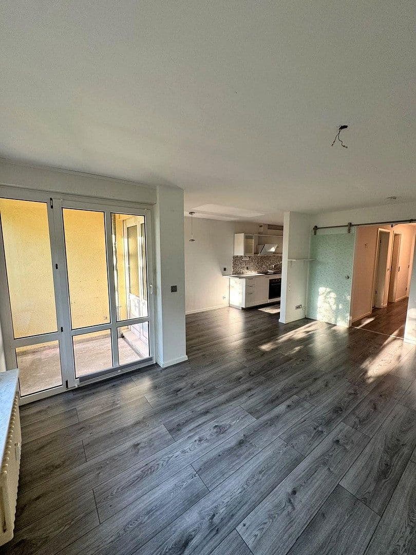 Predaj bytu 3-izbový 78 m², Wehrmathen, Schönefeld, Brandenbursko Predaj bytu 3-izbový 78 m², Wehrmathen, Schönefeld, Brandenbursko