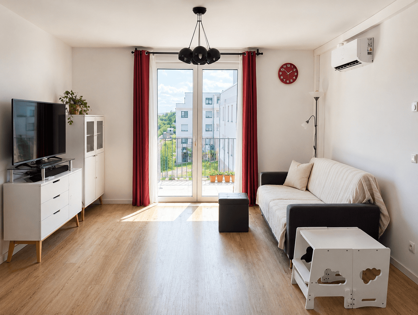Predaj bytu 3-izbový 93 m², Berttolt-Brecht Allee 1-17, Schönefeld, Brandenbursko Predaj bytu 3-izbový 93 m², Berttolt-Brecht Allee 1-17, Schönefeld, Brandenbursko