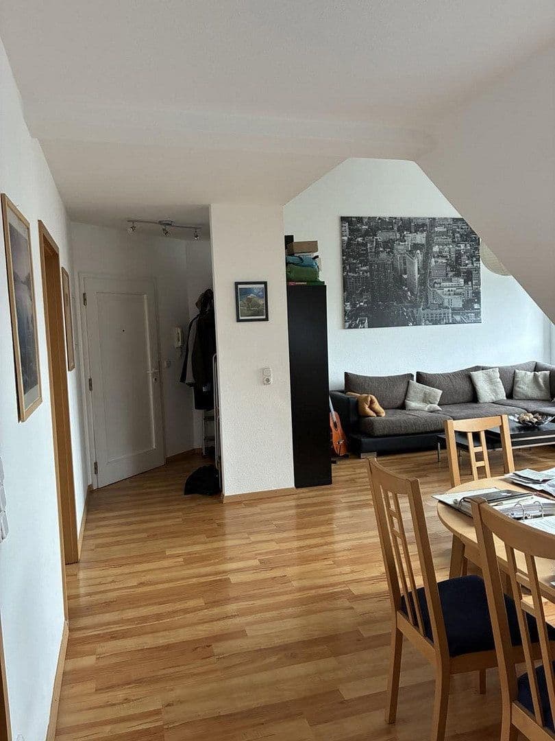 Prenájom bytu 2-izbový 63 m², Hanau, Hesensko Prenájom bytu 2-izbový 63 m², Hanau, Hesensko