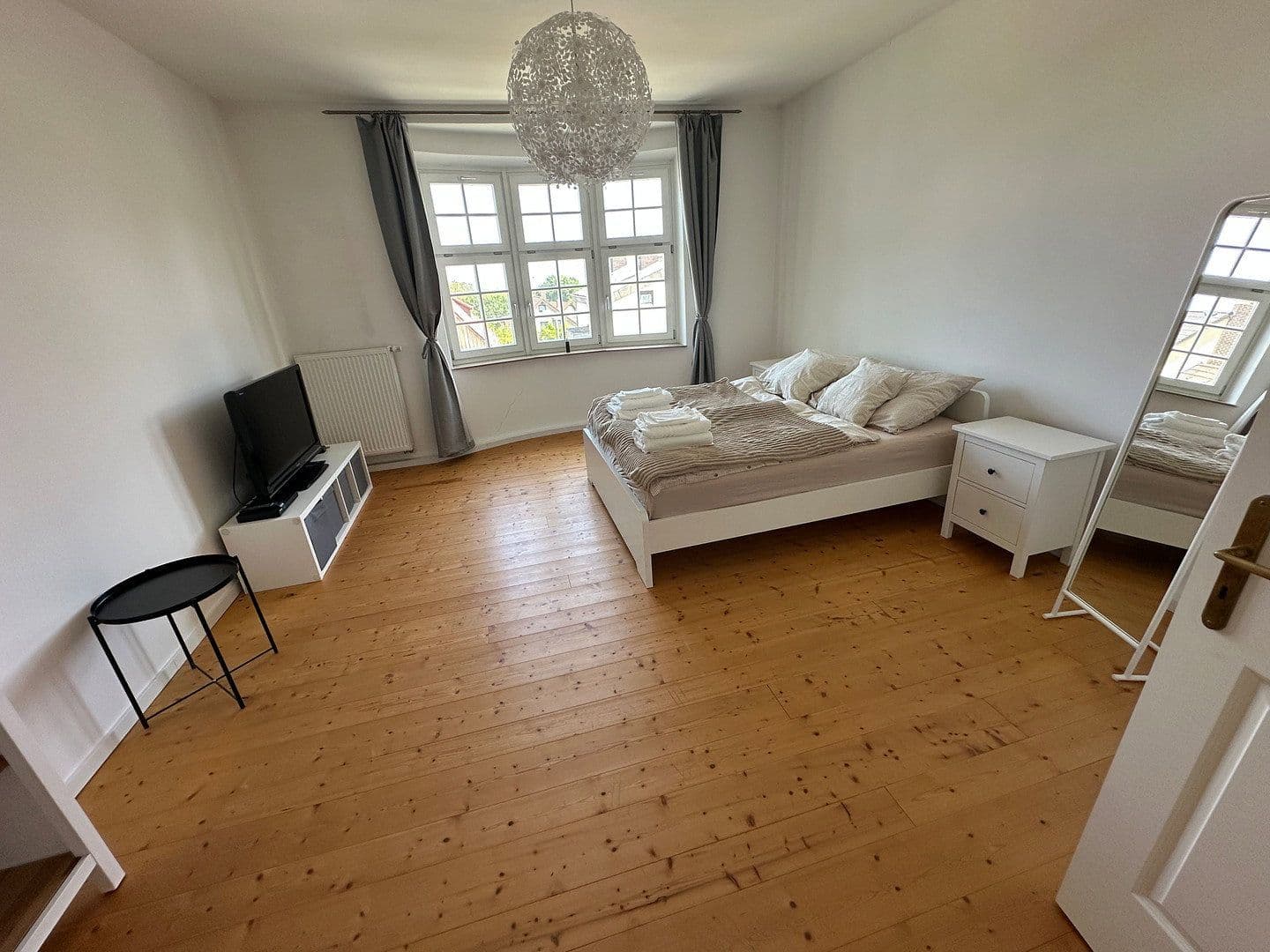 Prenájom bytu 3-izbový 150 m², Döncheweg 12, Kassel, Hesensko Prenájom bytu 3-izbový 150 m², Döncheweg 12, Kassel, Hesensko