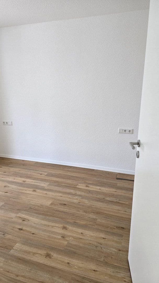 Prenájom bytu 2-izbový 52 m², Renningen, Bádensko-Wurttembersko Prenájom bytu 2-izbový 52 m², Renningen, Bádensko-Wurttembersko