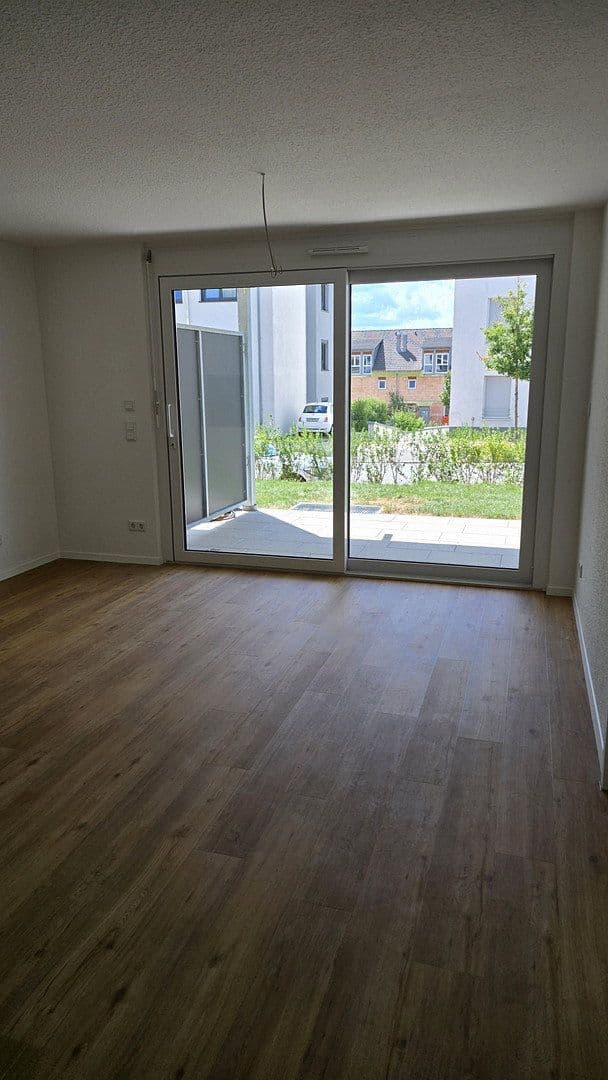 Prenájom bytu 2-izbový 52 m², Renningen, Bádensko-Wurttembersko Prenájom bytu 2-izbový 52 m², Renningen, Bádensko-Wurttembersko