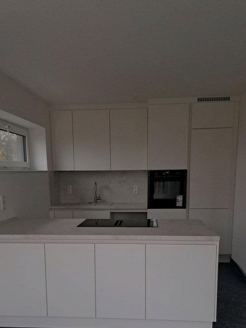 Prenájom domu 118 m², pozemok 248 m², Prisdorf, Šlezvicko-Holštajnsko Prenájom domu 118 m², pozemok 248 m², Prisdorf, Šlezvicko-Holštajnsko