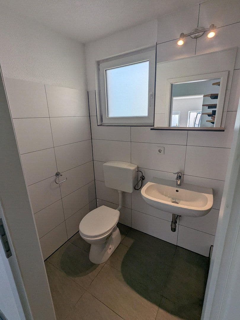 Prenájom bytu 2-izbový 55 m², Bleuelwiesen 3/1, Albstadt, Bádensko-Wurttembersko Prenájom bytu 2-izbový 55 m², Bleuelwiesen 3/1, Albstadt, Bádensko-Wurttembersko