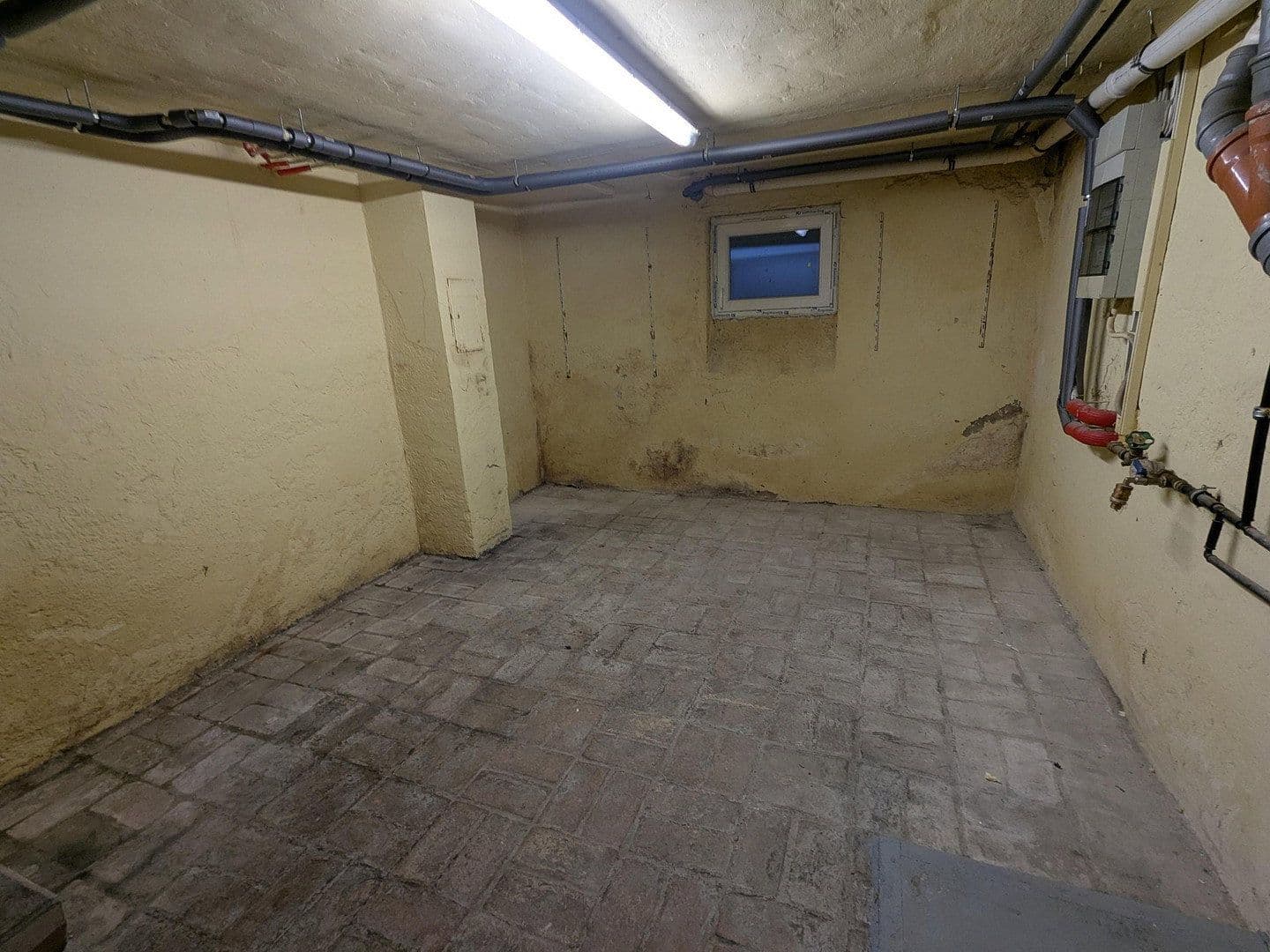 Prenájom bytu 2-izbový 55 m², Bleuelwiesen 3/1, Albstadt, Bádensko-Wurttembersko Prenájom bytu 2-izbový 55 m², Bleuelwiesen 3/1, Albstadt, Bádensko-Wurttembersko