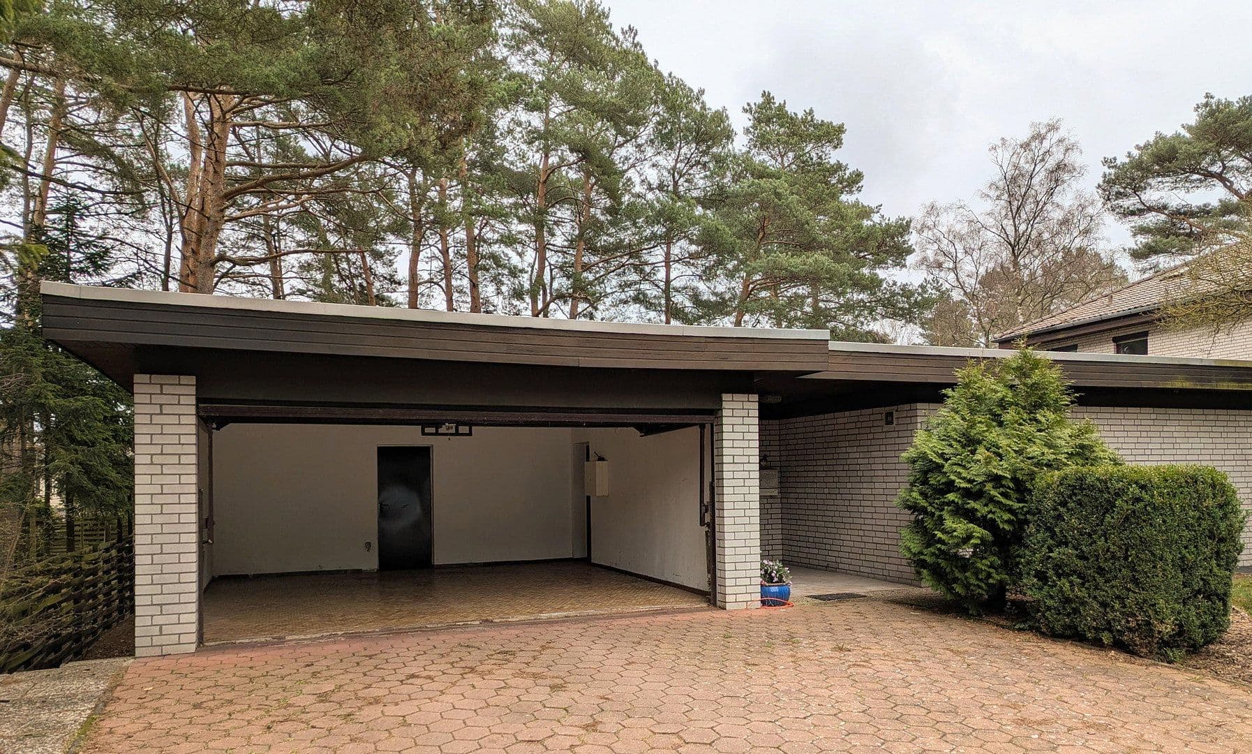 Predaj domu 156 m², pozemok 939 m², Gifhorn, Dolné Sasko Predaj domu 156 m², pozemok 939 m², Gifhorn, Dolné Sasko