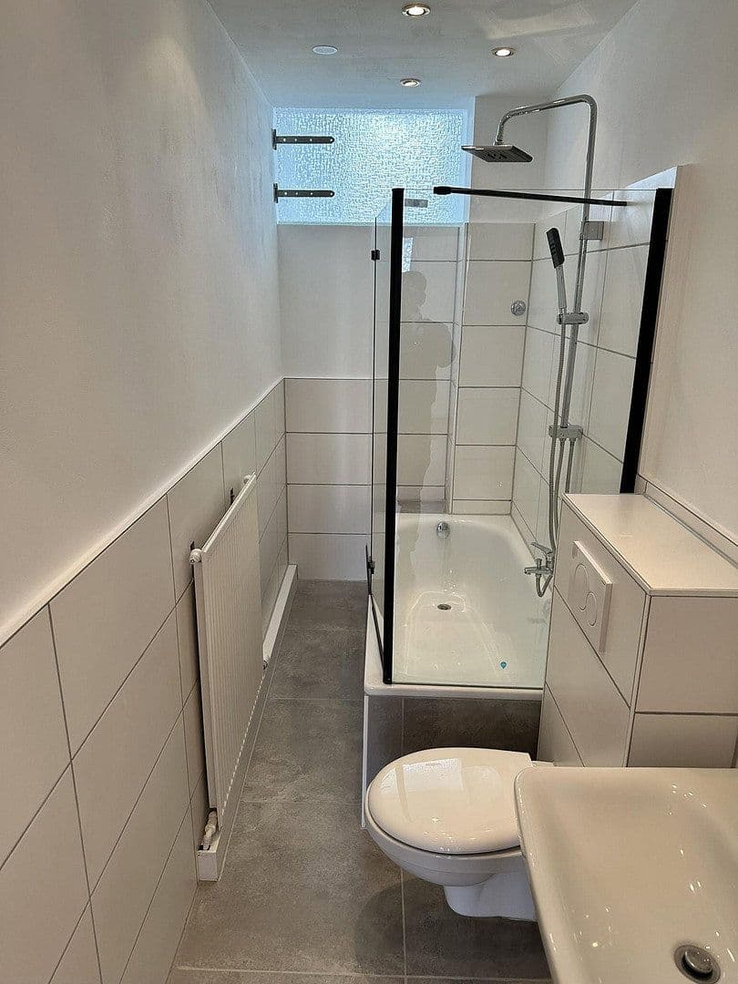 Prenájom bytu 2-izbový 65 m², Kurstraße 10, Berlin Spandau, Berlín Prenájom bytu 2-izbový 65 m², Kurstraße 10, Berlin Spandau, Berlín