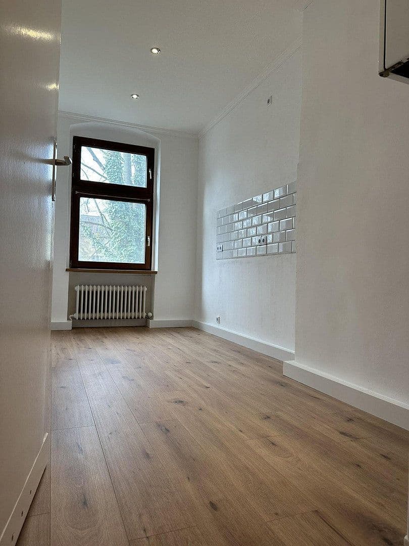 Prenájom bytu 2-izbový 65 m², Kurstraße 10, Berlin Spandau, Berlín Prenájom bytu 2-izbový 65 m², Kurstraße 10, Berlin Spandau, Berlín