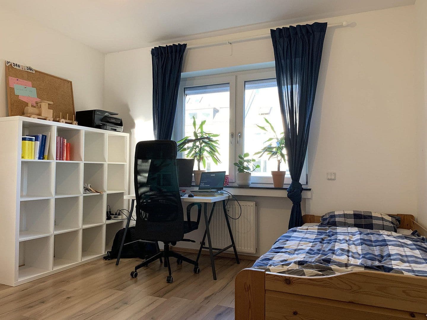 Prenájom bytu 3-izbový 88 m², Essen (Holsterhausen), Severné Porýnie - Westfálsko Prenájom bytu 3-izbový 88 m², Essen (Holsterhausen), Severné Porýnie - Westfálsko