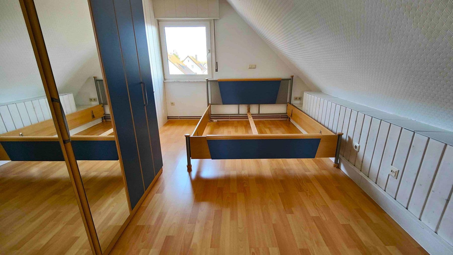Predaj domu 207 m², pozemok 498 m², Scharfensteiner Straße 19, Offenbach, Hesensko Predaj domu 207 m², pozemok 498 m², Scharfensteiner Straße 19, Offenbach, Hesensko