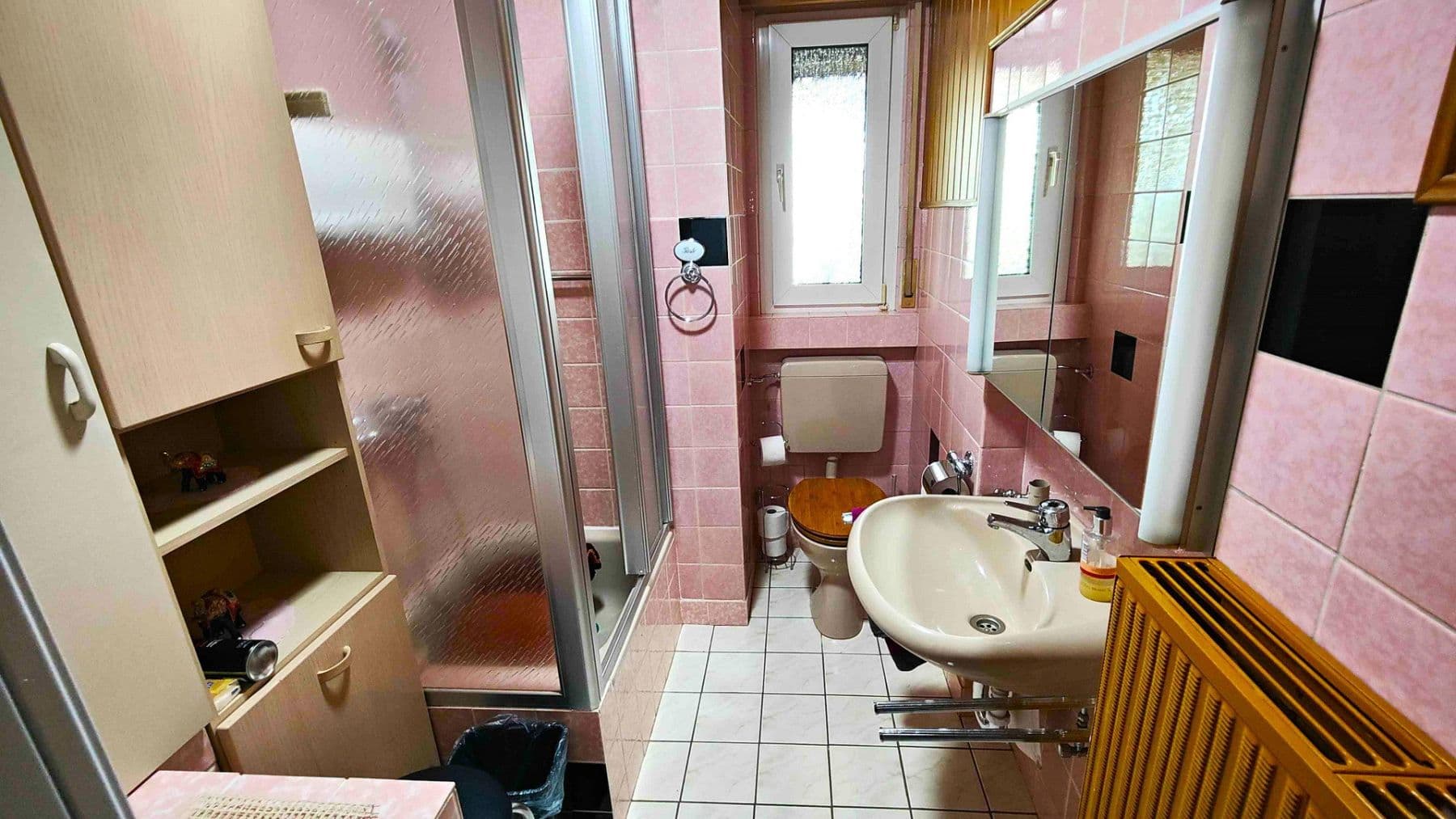 Predaj domu 207 m², pozemok 498 m², Scharfensteiner Straße 19, Offenbach, Hesensko Predaj domu 207 m², pozemok 498 m², Scharfensteiner Straße 19, Offenbach, Hesensko