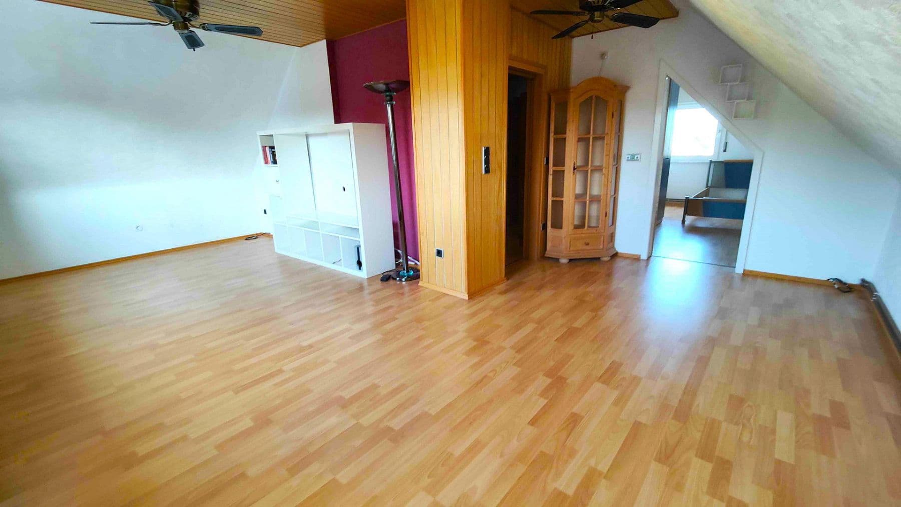 Predaj domu 207 m², pozemok 498 m², Scharfensteiner Straße 19, Offenbach, Hesensko Predaj domu 207 m², pozemok 498 m², Scharfensteiner Straße 19, Offenbach, Hesensko