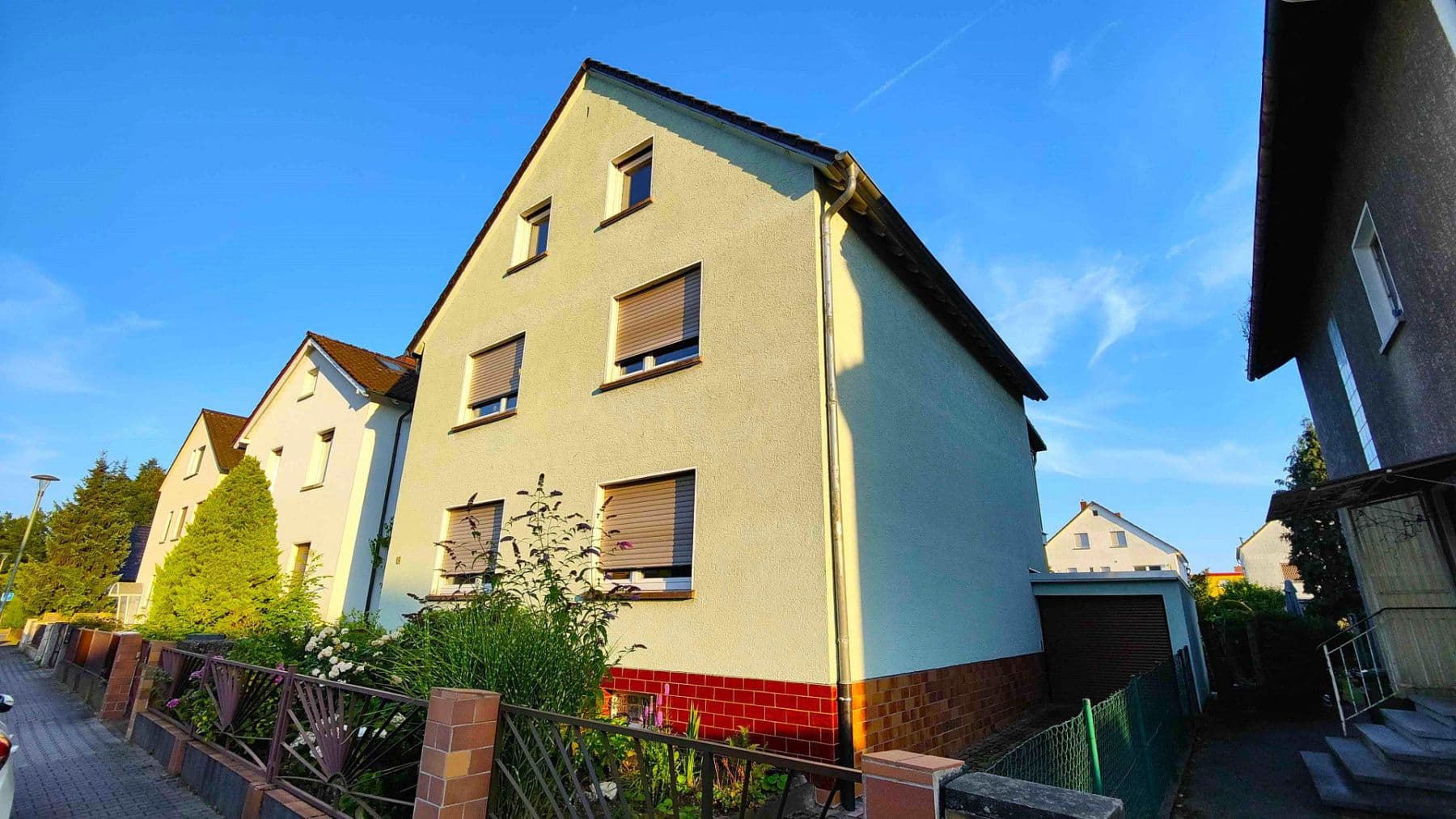 Predaj domu 207 m², pozemok 498 m², Scharfensteiner Straße 19, Offenbach, Hesensko Predaj domu 207 m², pozemok 498 m², Scharfensteiner Straße 19, Offenbach, Hesensko