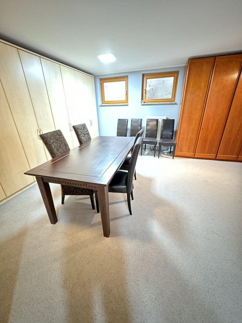 Prenájom domu 330 m², pozemok 1.100 m², Haimhausen, Bavorsko Prenájom domu 330 m², pozemok 1.100 m², Haimhausen, Bavorsko
