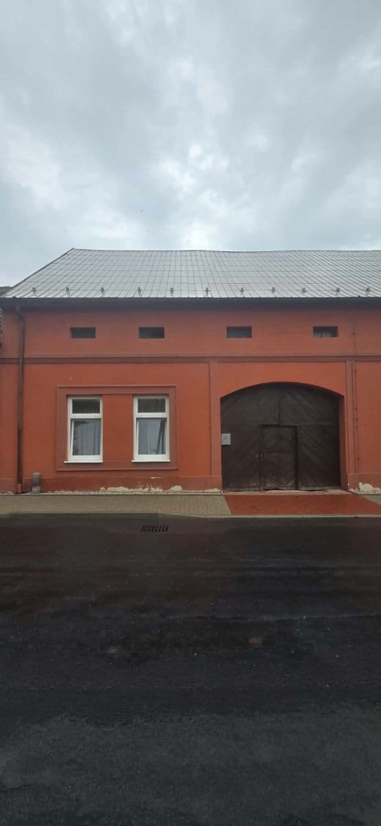 Prenájom domu 42 m², pozemok 140 m², Husova, Zlonice, Středočeský kraj Prenájom domu 42 m², pozemok 140 m², Husova, Zlonice, Středočeský kraj