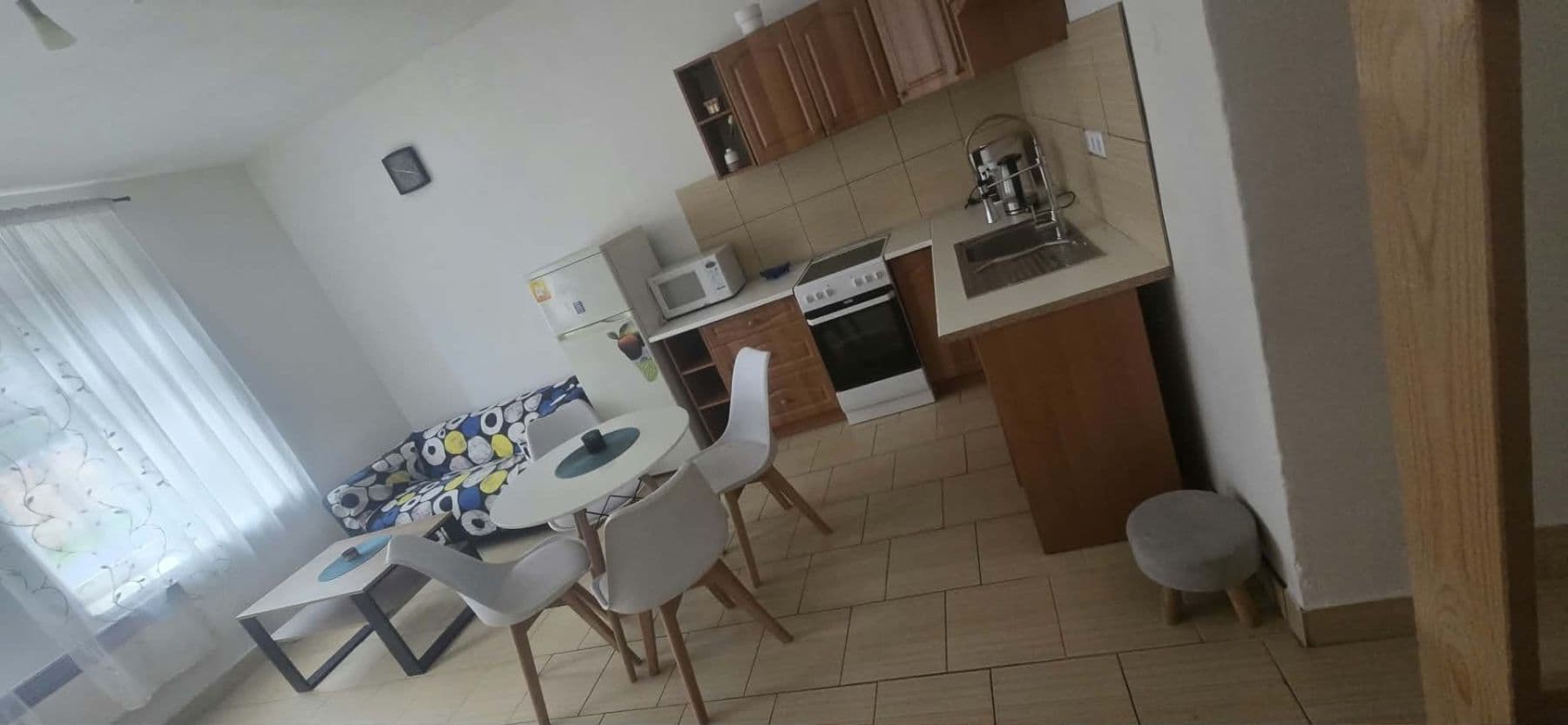 Prenájom domu 42 m², pozemok 140 m², Husova, Zlonice, Středočeský kraj Prenájom domu 42 m², pozemok 140 m², Husova, Zlonice, Středočeský kraj