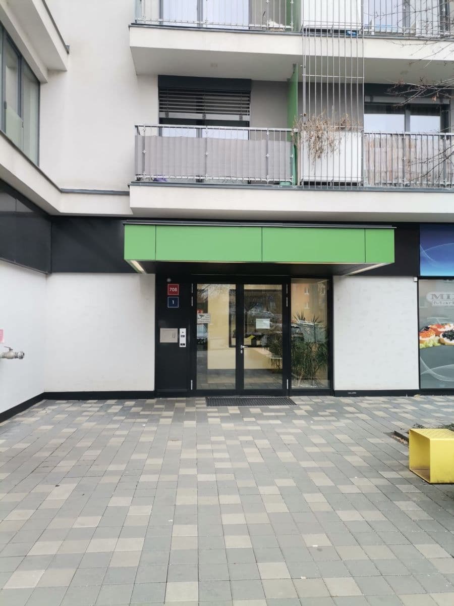 Prenájom bytu 1-izbový 37 m², Nad Úžlabinou, Praha, Praha Prenájom bytu 1-izbový 37 m², Nad Úžlabinou, Praha, Praha