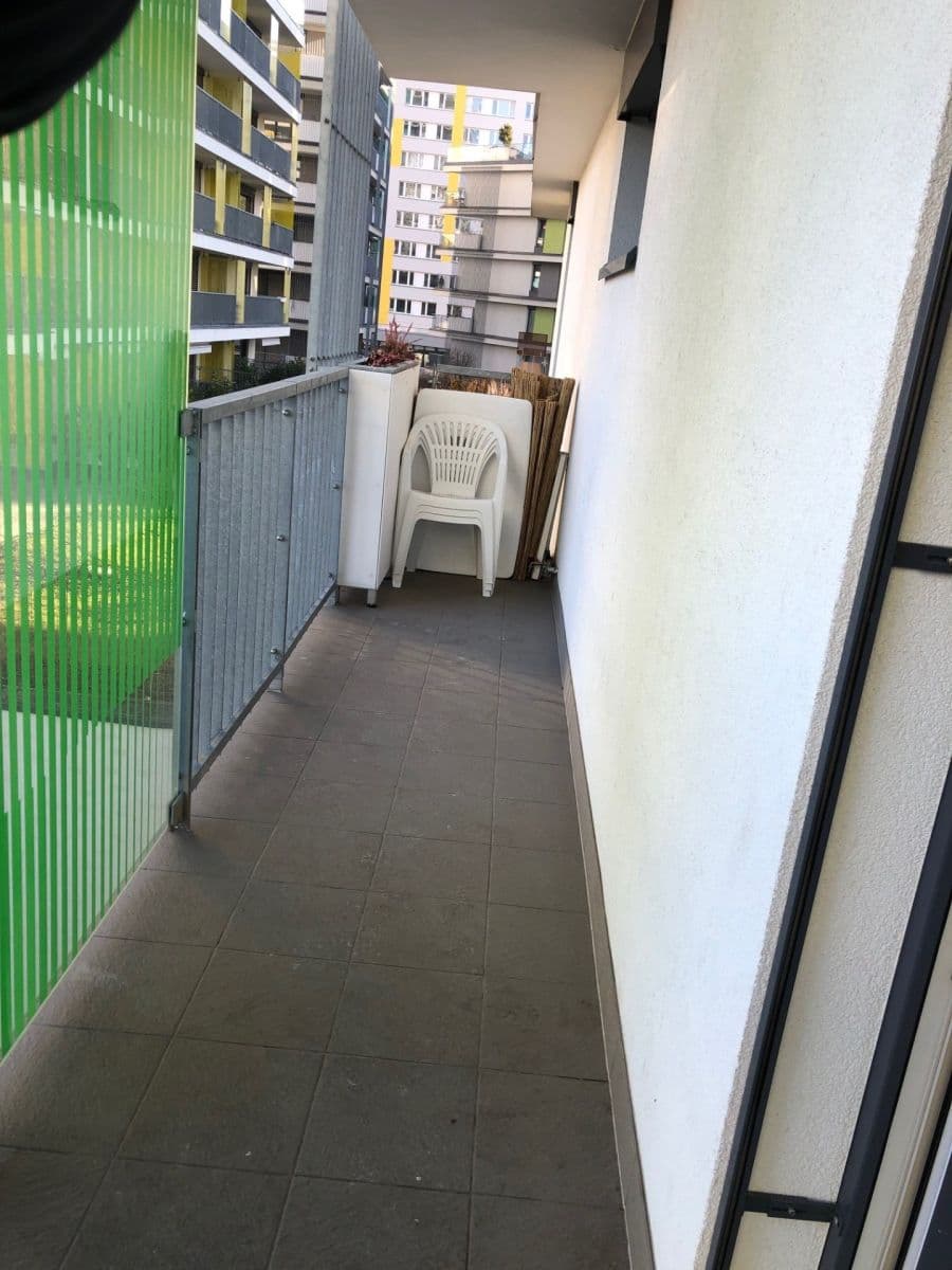Prenájom bytu 1-izbový 37 m², Nad Úžlabinou, Praha, Praha Prenájom bytu 1-izbový 37 m², Nad Úžlabinou, Praha, Praha