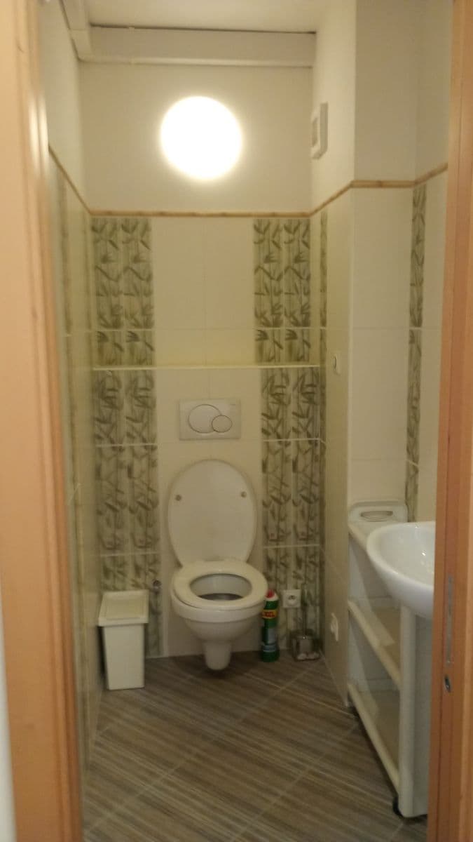 Prenájom bytu 3-izbový 66 m², Kubelíkova, Praha, Praha Prenájom bytu 3-izbový 66 m², Kubelíkova, Praha, Praha