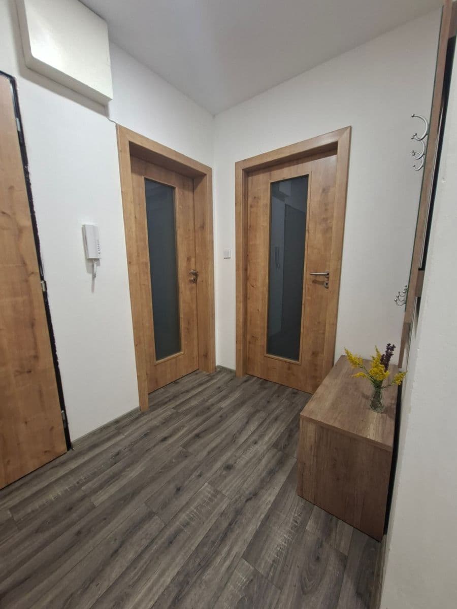 Prenájom bytu 2-izbový 61 m², Česká, Prachatice, Jihočeský kraj Prenájom bytu 2-izbový 61 m², Česká, Prachatice, Jihočeský kraj