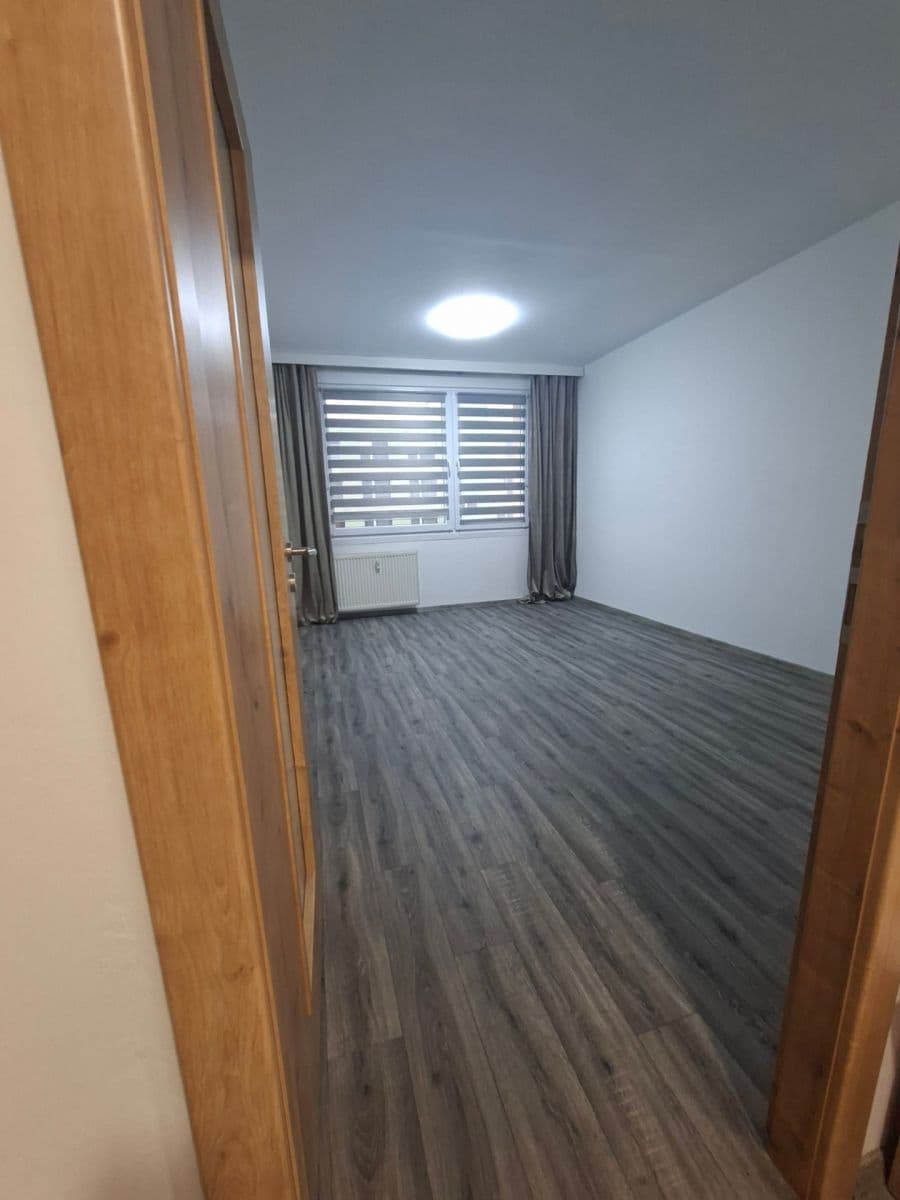 Prenájom bytu 2-izbový 61 m², Česká, Prachatice, Jihočeský kraj Prenájom bytu 2-izbový 61 m², Česká, Prachatice, Jihočeský kraj