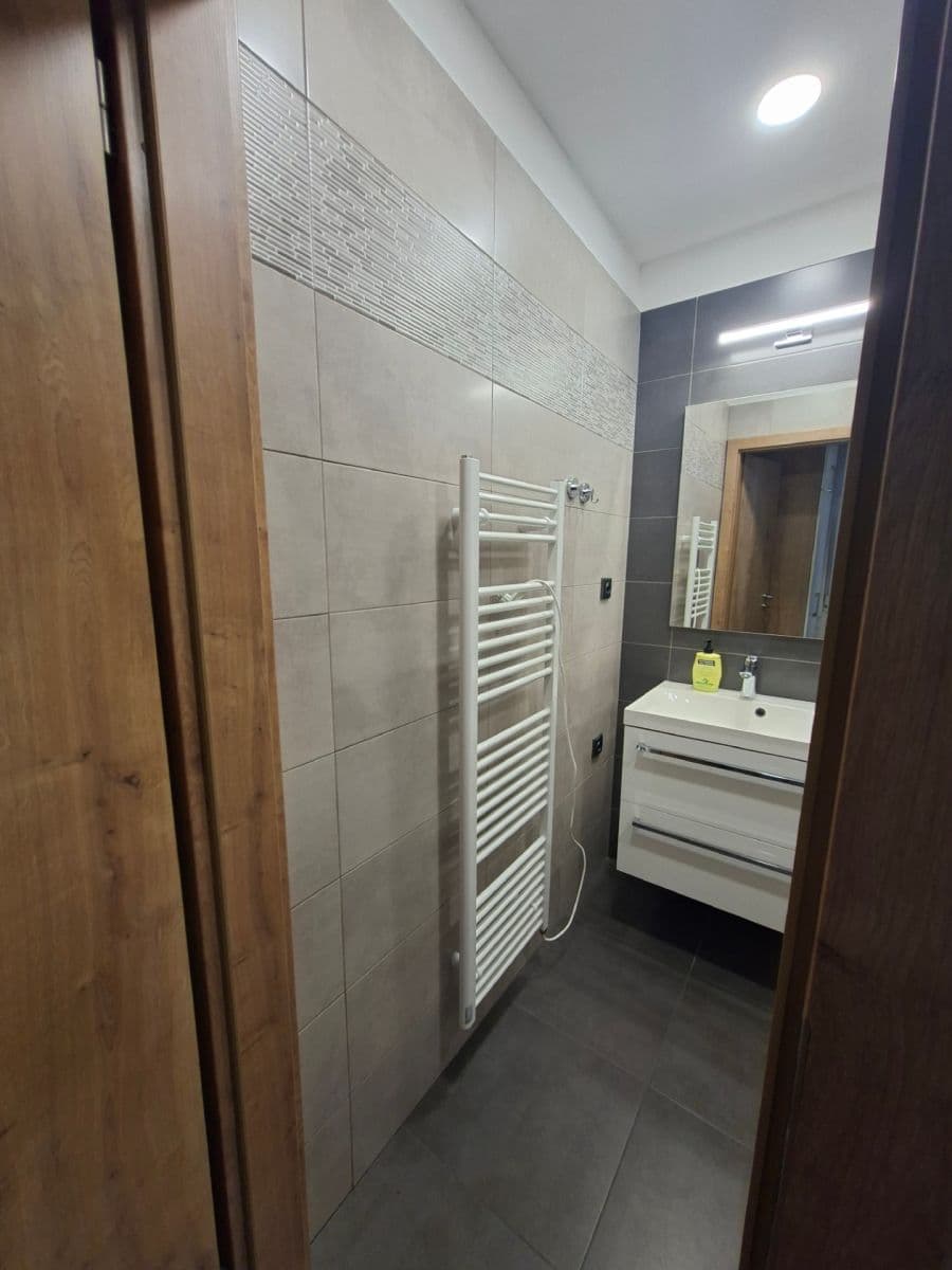 Prenájom bytu 2-izbový 61 m², Česká, Prachatice, Jihočeský kraj Prenájom bytu 2-izbový 61 m², Česká, Prachatice, Jihočeský kraj