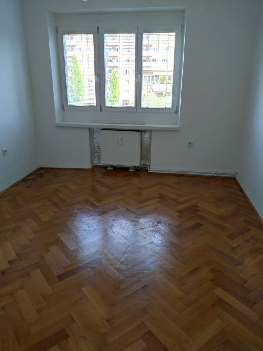 Predaj bytu 2-izbový 60 m², třída Tomáše Bati, Zlín, Zlínský kraj Predaj bytu 2-izbový 60 m², třída Tomáše Bati, Zlín, Zlínský kraj