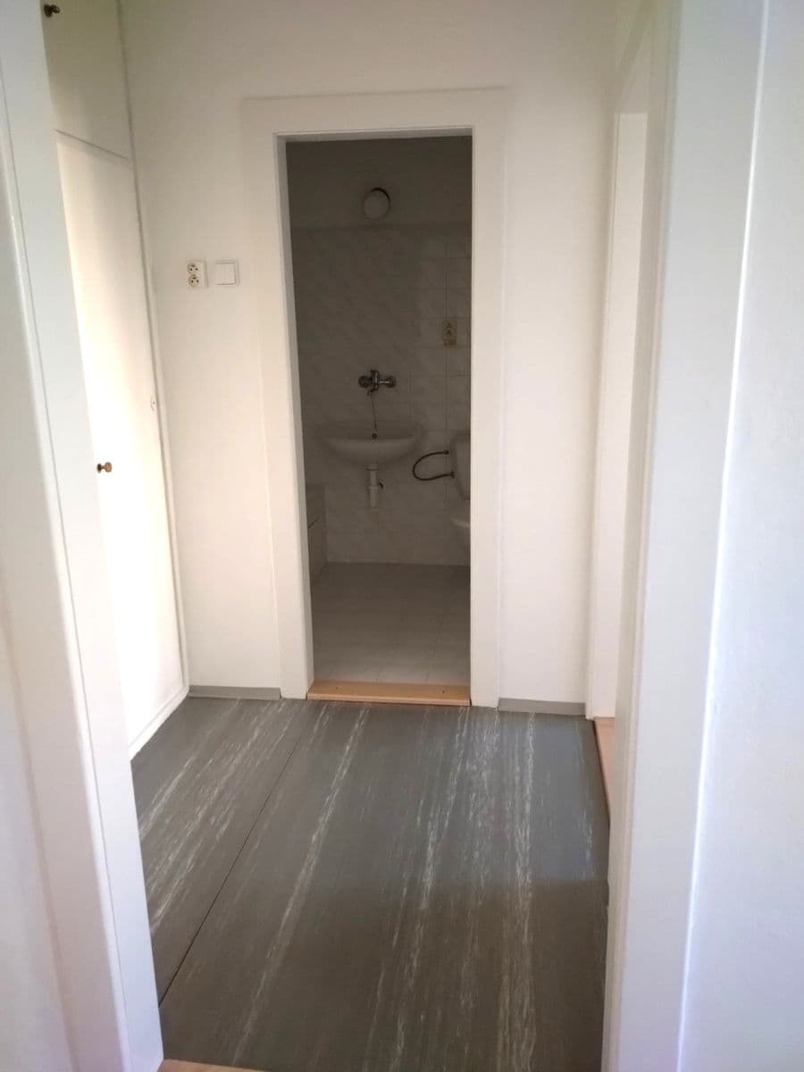 Predaj bytu 2-izbový 60 m², třída Tomáše Bati, Zlín, Zlínský kraj Predaj bytu 2-izbový 60 m², třída Tomáše Bati, Zlín, Zlínský kraj