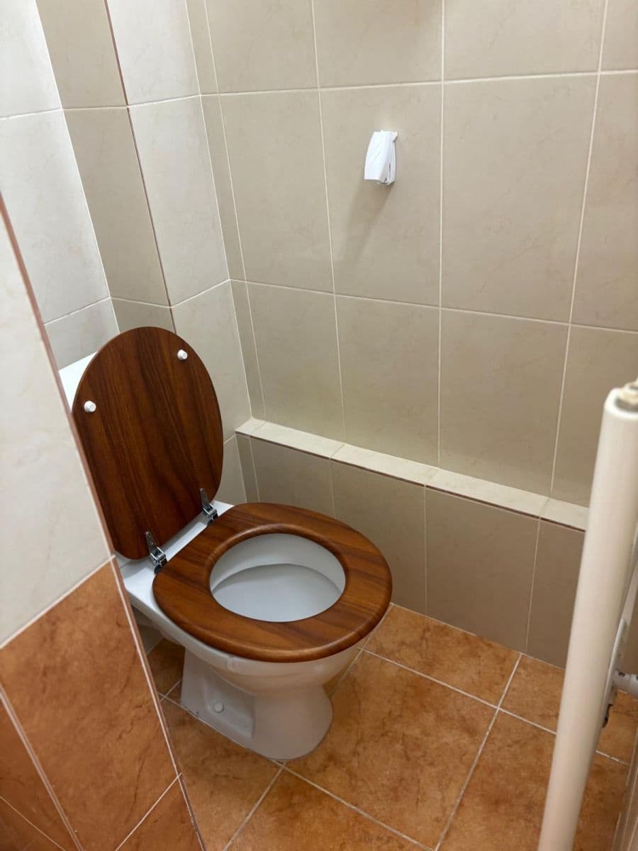 Prenájom bytu 2-izbový 45 m², Žernovská, Praha, Praha Prenájom bytu 2-izbový 45 m², Žernovská, Praha, Praha