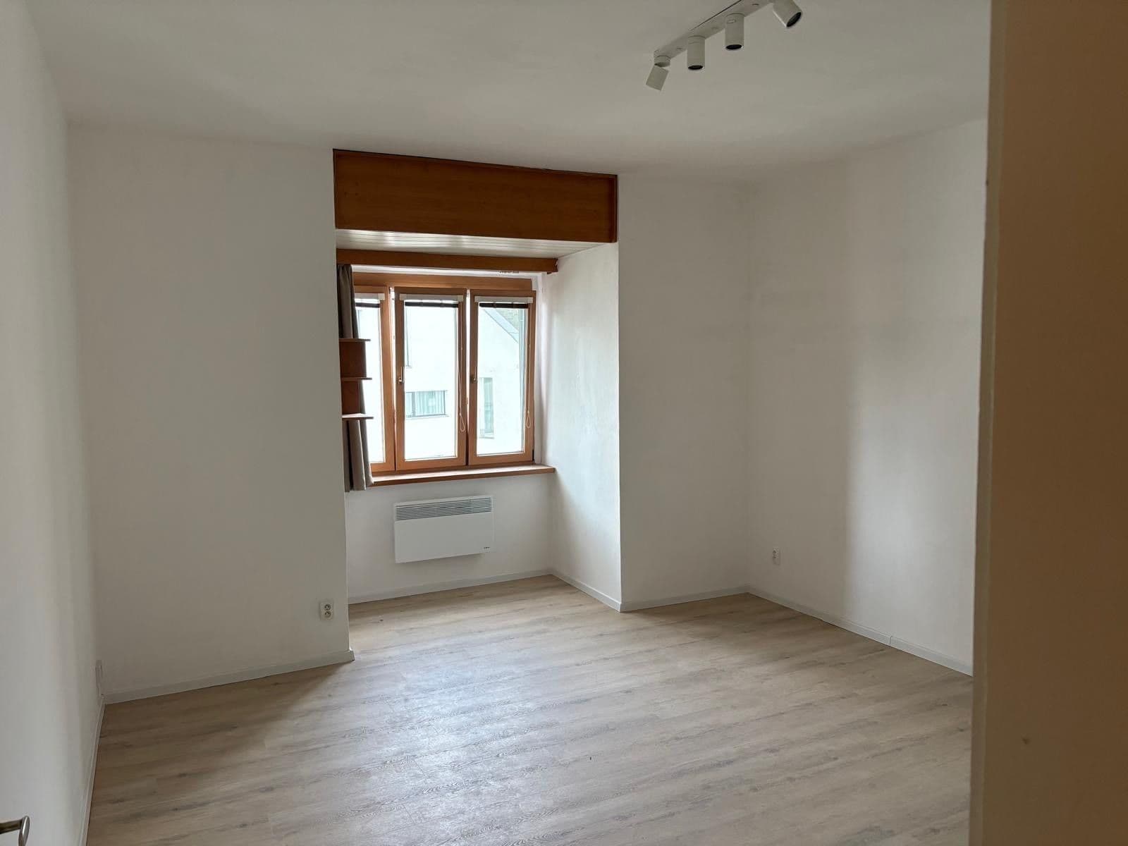 Predaj bytu 1-izbový 32 m², Plzeňská, Praha, Praha Predaj bytu 1-izbový 32 m², Plzeňská, Praha, Praha