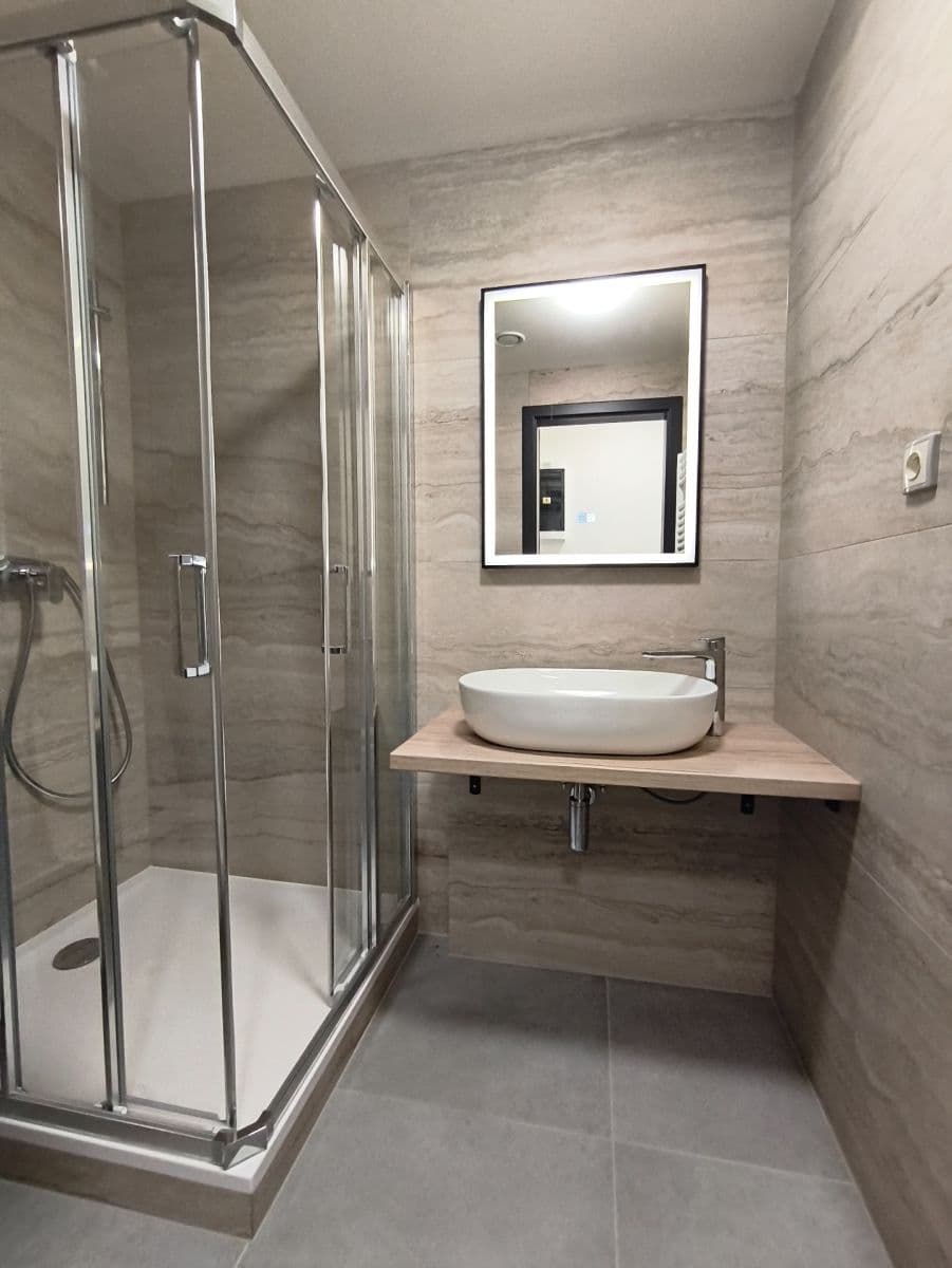 Prenájom bytu 1-izbový 24 m², U Zličína, Praha, Praha Prenájom bytu 1-izbový 24 m², U Zličína, Praha, Praha