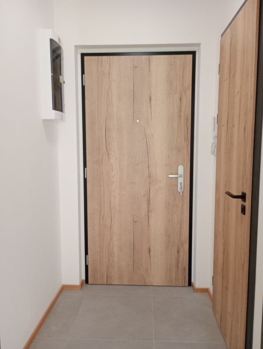 Prenájom bytu 1-izbový 24 m², U Zličína, Praha, Praha Prenájom bytu 1-izbový 24 m², U Zličína, Praha, Praha