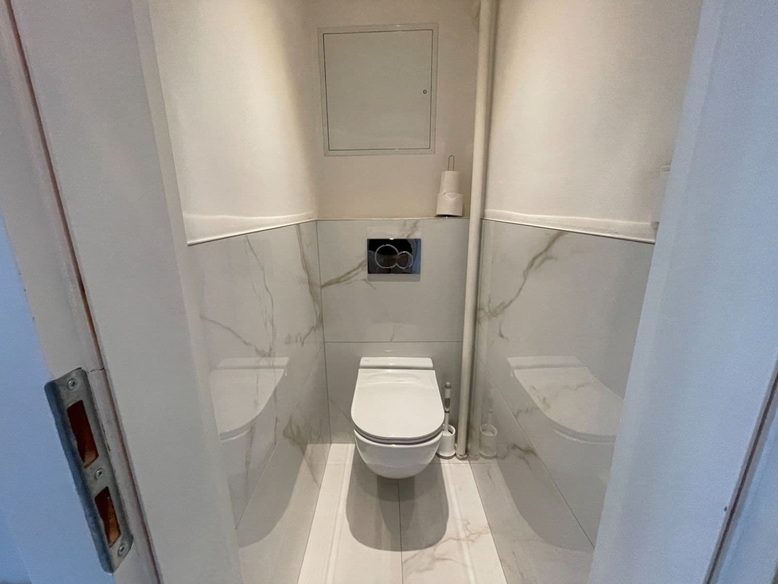 Prenájom bytu 3-izbový 95 m², Valtínovská, Praha, Praha Prenájom bytu 3-izbový 95 m², Valtínovská, Praha, Praha