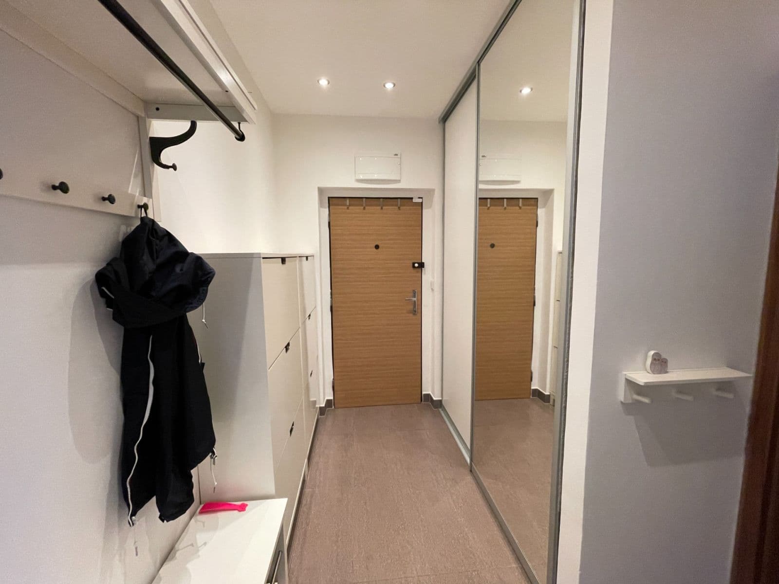 Prenájom bytu 3-izbový 95 m², Valtínovská, Praha, Praha Prenájom bytu 3-izbový 95 m², Valtínovská, Praha, Praha
