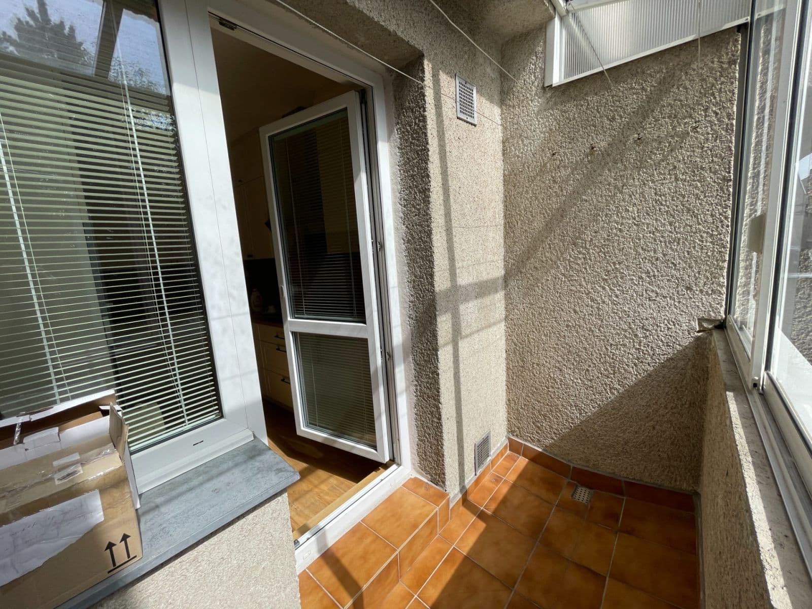 Prenájom bytu 3-izbový 95 m², Valtínovská, Praha, Praha Prenájom bytu 3-izbový 95 m², Valtínovská, Praha, Praha