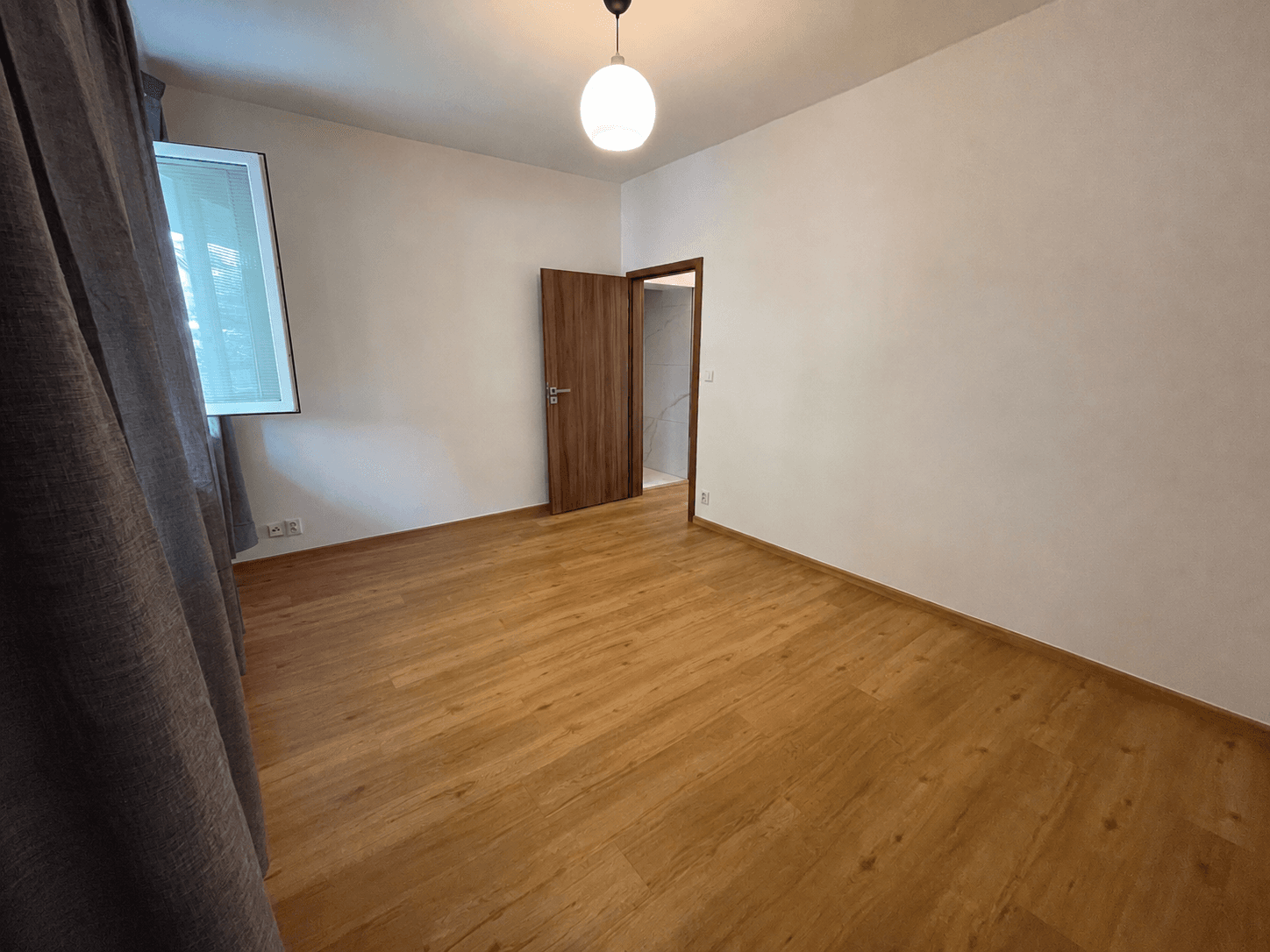 Prenájom bytu 3-izbový 95 m², Valtínovská, Praha, Praha Prenájom bytu 3-izbový 95 m², Valtínovská, Praha, Praha
