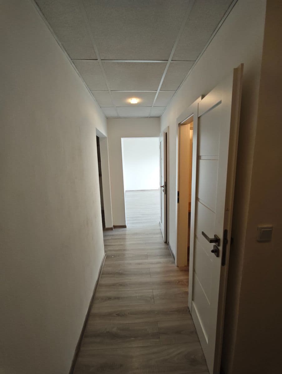 Prenájom bytu 3-izbový 68 m², Aloise Gavlase, Ostrava, Moravskoslezský kraj Prenájom bytu 3-izbový 68 m², Aloise Gavlase, Ostrava, Moravskoslezský kraj