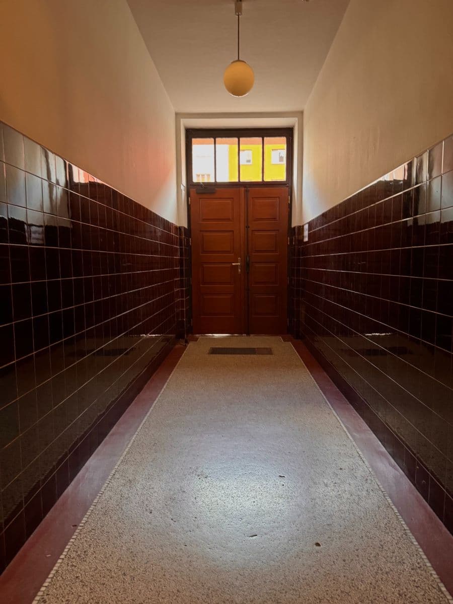 Prenájom bytu 2-izbový 45 m², 5. května, Praha, Praha Prenájom bytu 2-izbový 45 m², 5. května, Praha, Praha